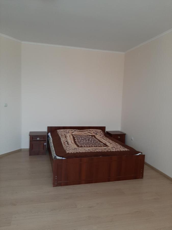 Apartment On Lermontova 35A Mukaczewo Zewnętrze zdjęcie