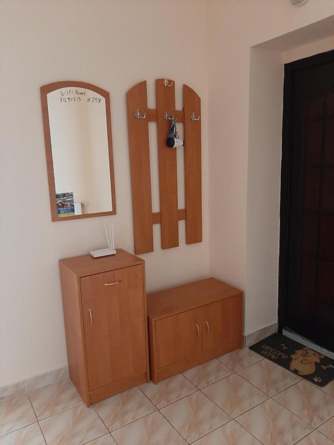 Apartment On Lermontova 35A Mukaczewo Zewnętrze zdjęcie