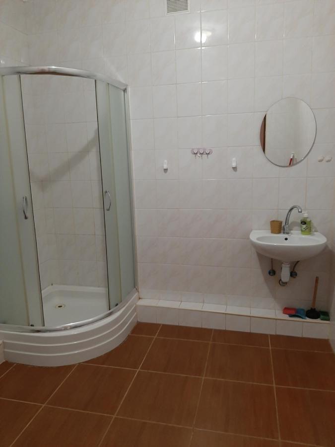 Apartment On Lermontova 35A Mukaczewo Zewnętrze zdjęcie