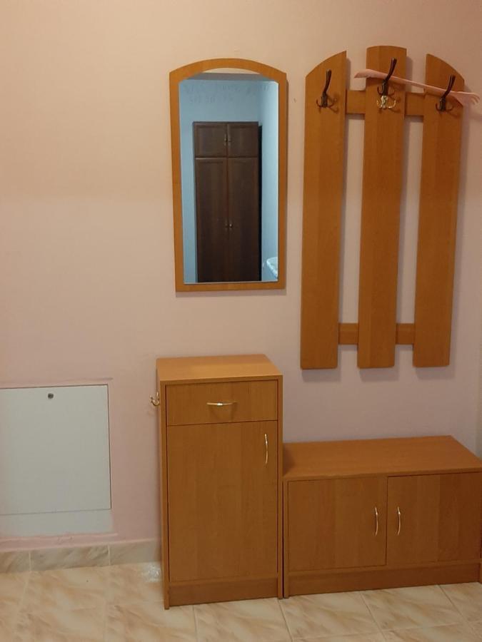 Apartment On Lermontova 35A Mukaczewo Zewnętrze zdjęcie