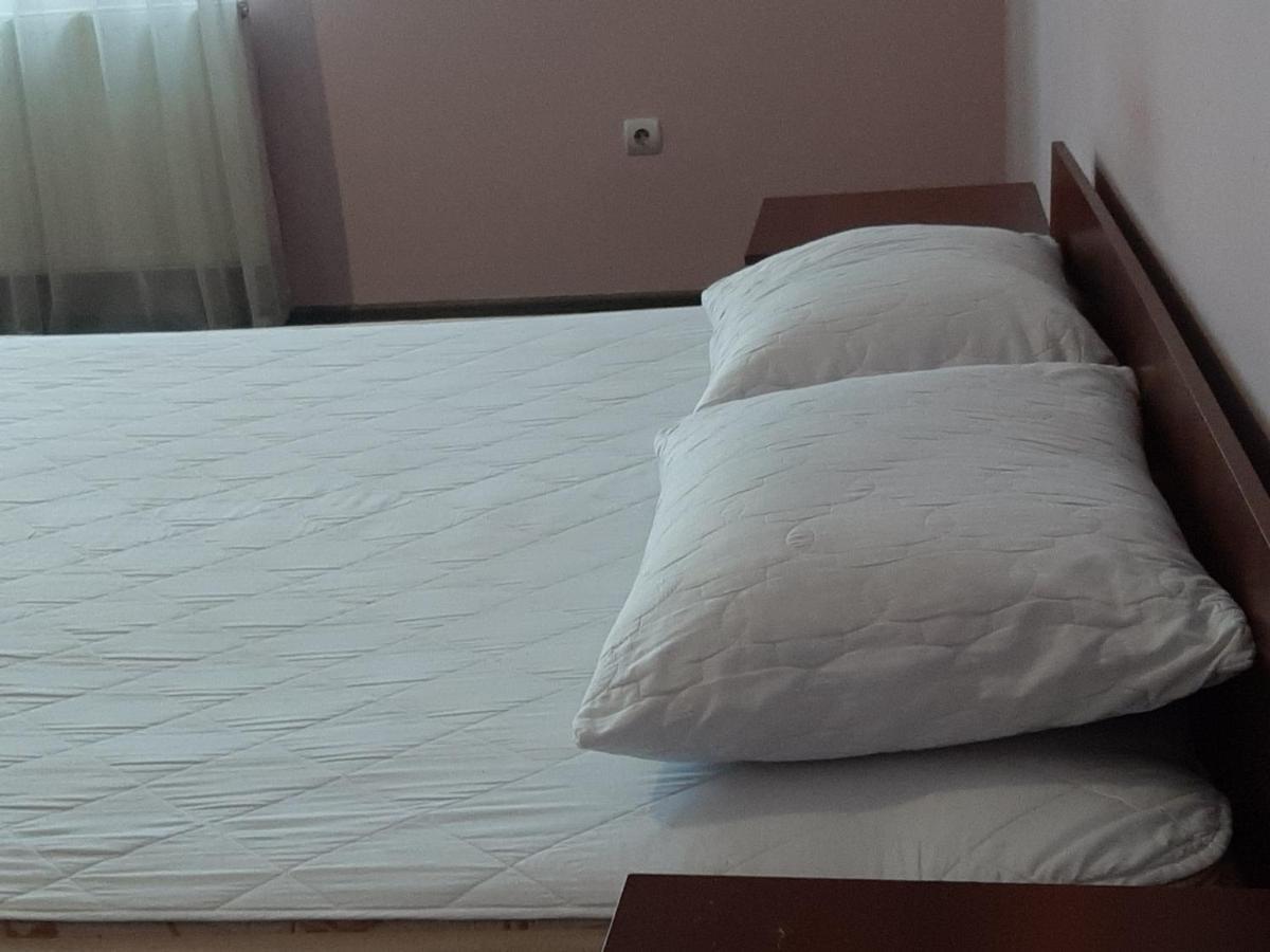 Apartment On Lermontova 35A Mukaczewo Zewnętrze zdjęcie