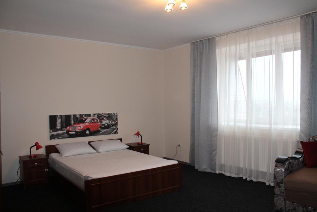 Apartment On Lermontova 35A Mukaczewo Zewnętrze zdjęcie