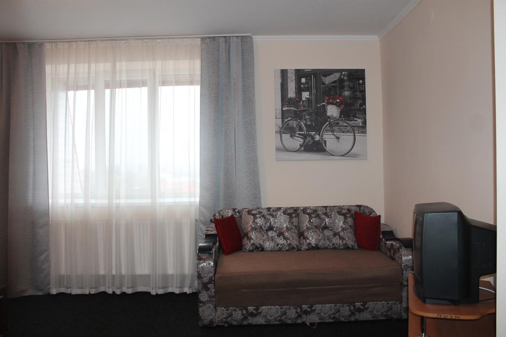Apartment On Lermontova 35A Mukaczewo Zewnętrze zdjęcie