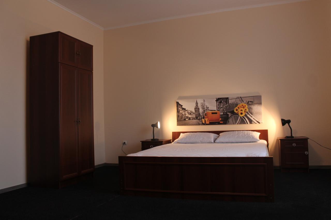 Apartment On Lermontova 35A Mukaczewo Zewnętrze zdjęcie